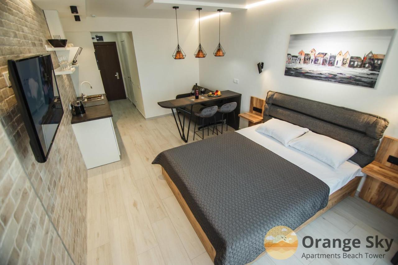 Orange Sky Apartments Beach Tower Batumi Esterno foto