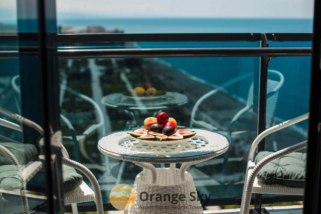 Orange Sky Apartments Beach Tower Batumi Esterno foto
